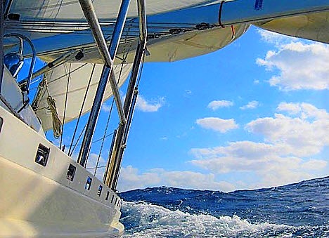 Rubicon flies before the wind on her way to the Caribbean